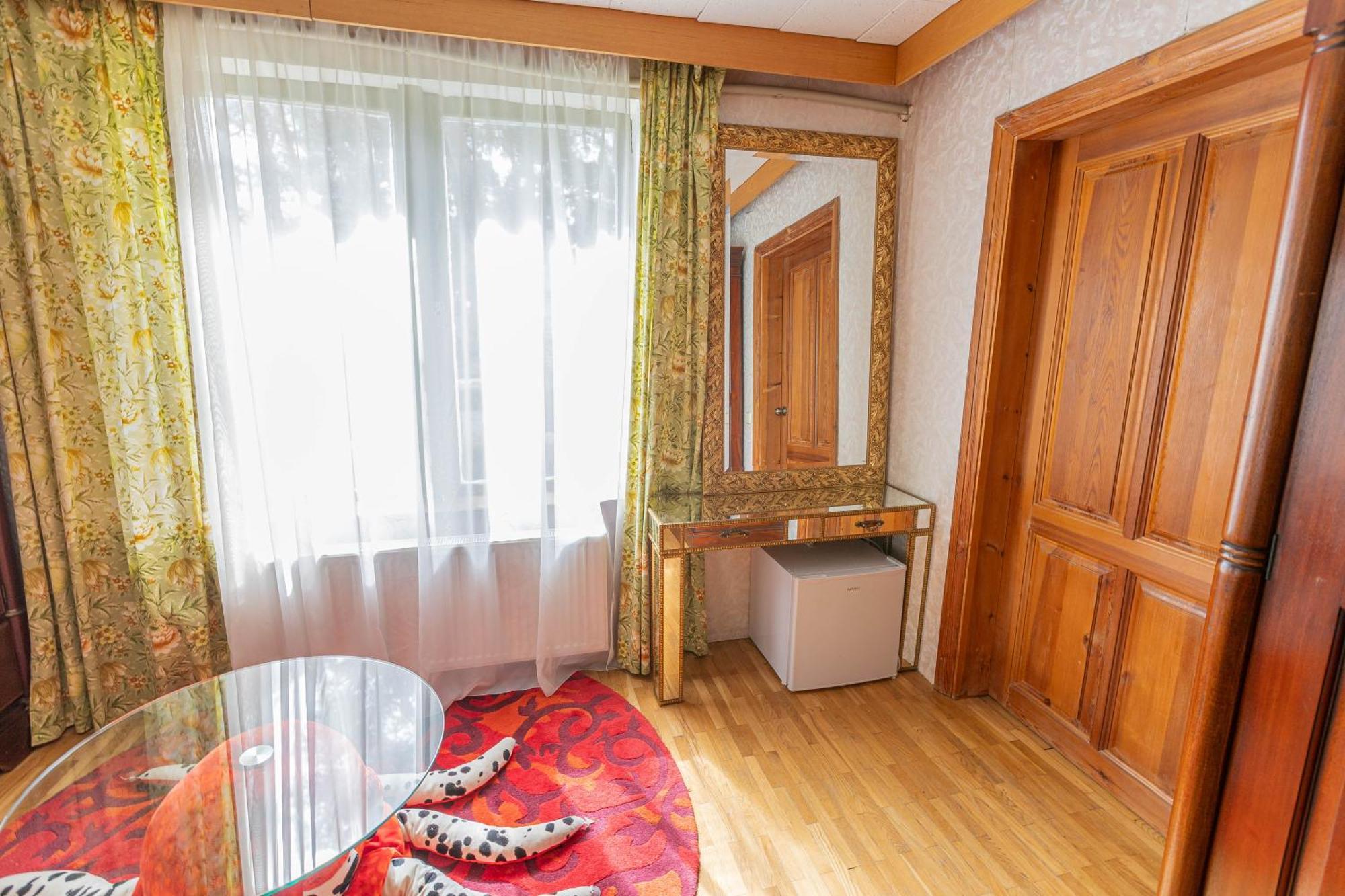 Baltic Holiday Guest House Jurmala Ngoại thất bức ảnh